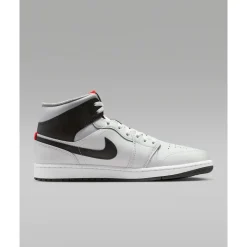 Air Jordan 1 Mid Basketball Sneakers i skinn