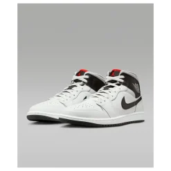 Air Jordan 1 Mid Basketball Sneakers i skinn