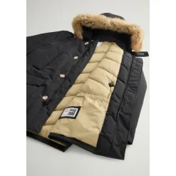 Arctic Parkas med Avtakbar Pelskant