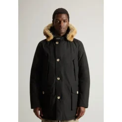 Arctic Parkas med Avtakbar Pelskant