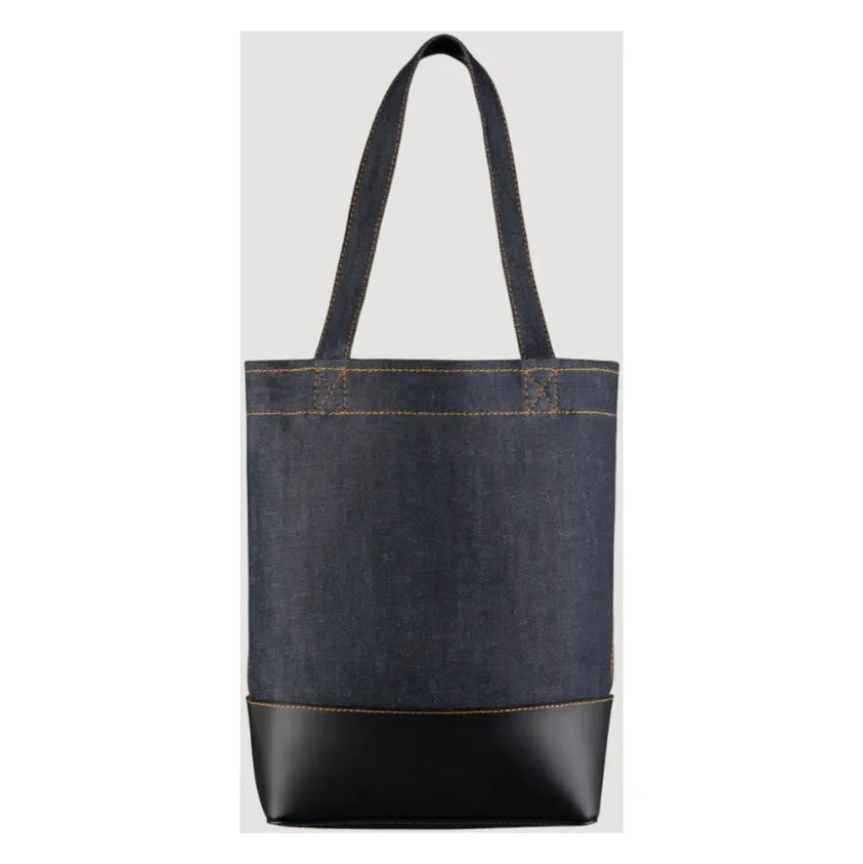 Axel Tote