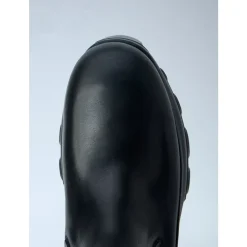 Beatle Mega Tractor Boots