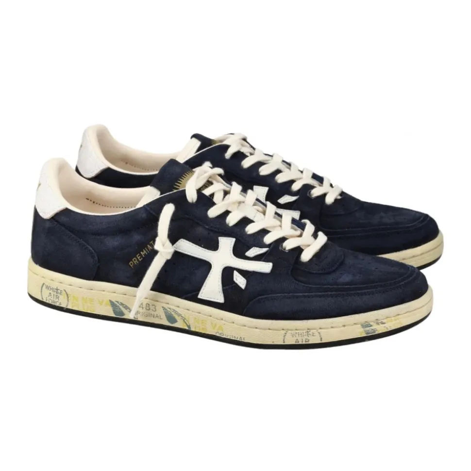 Blå semsket sneaker med hvite detaljer