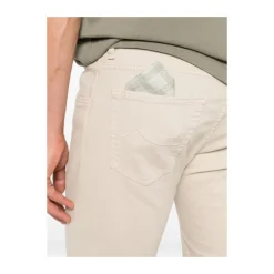 Bobby Chinos