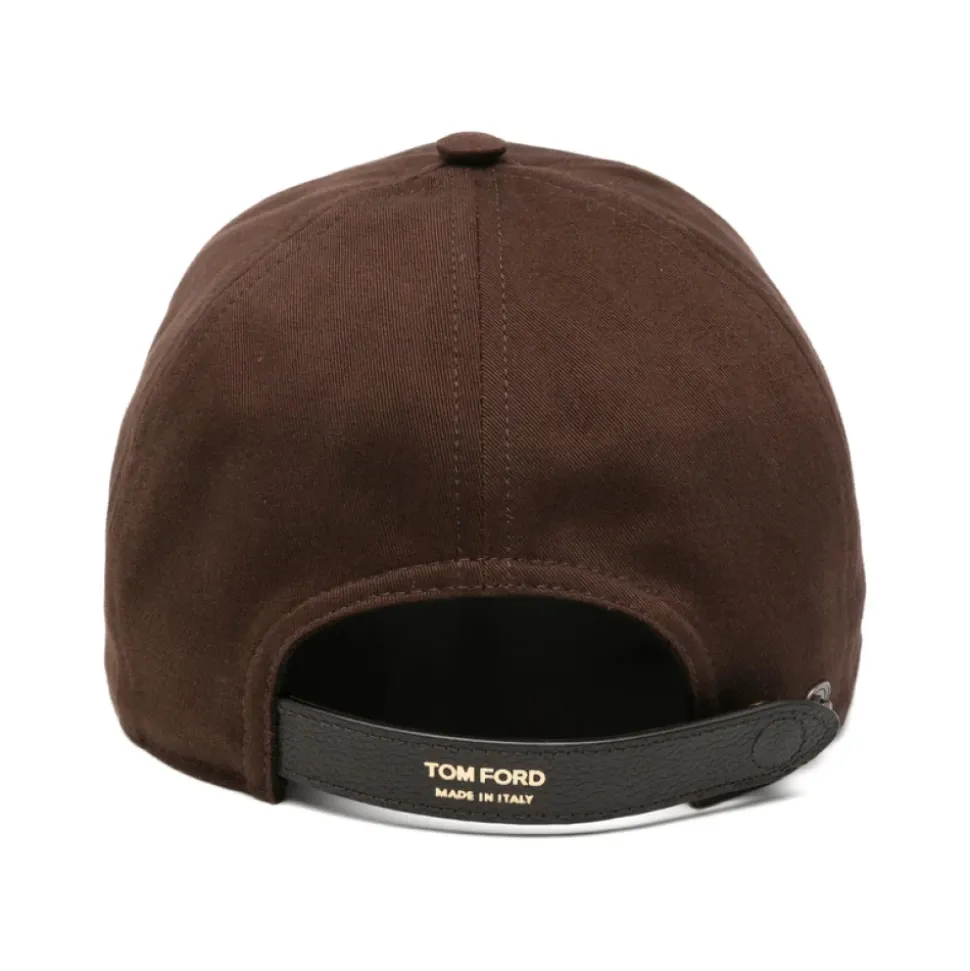 Caps