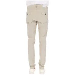 Chinos