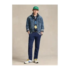 Chinos