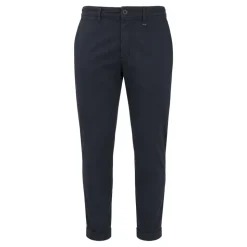 Chinos