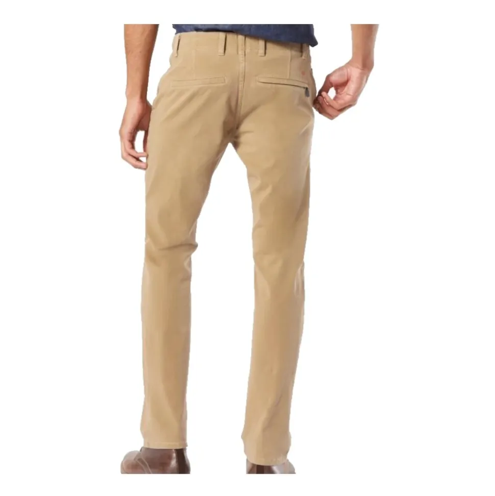 Chinos