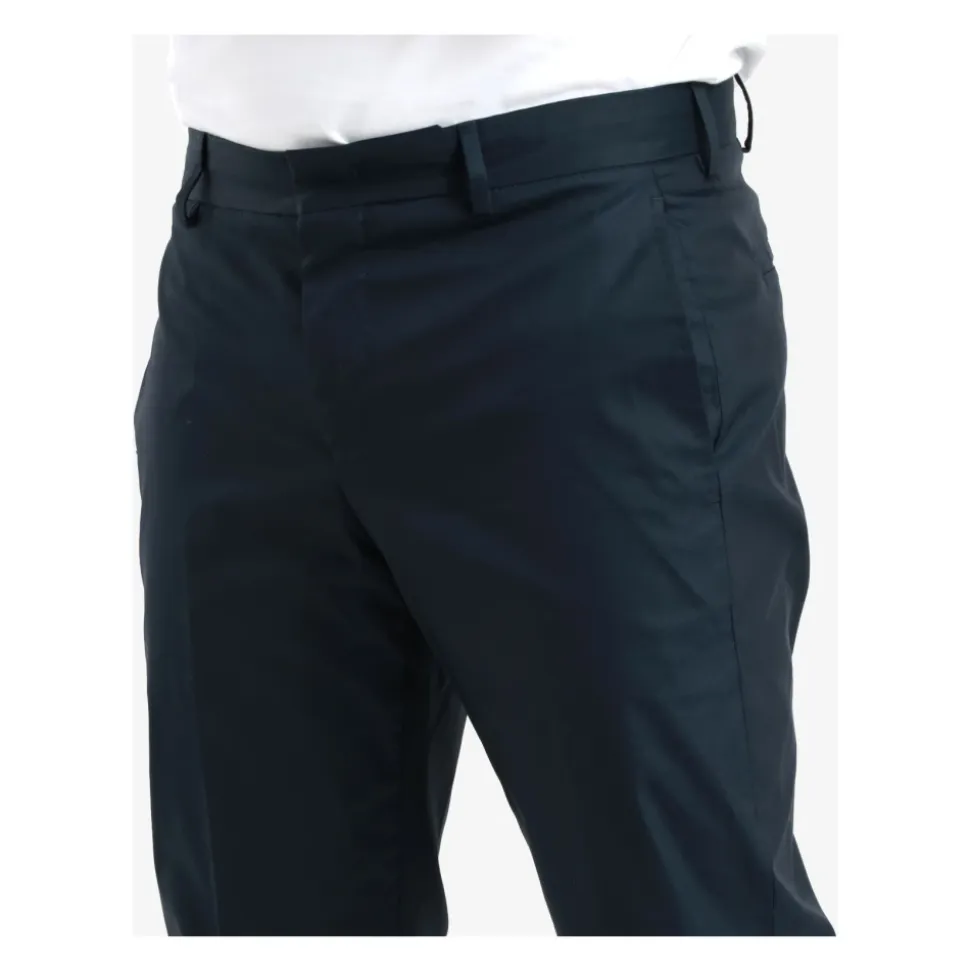 Chinos