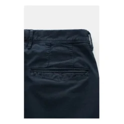 Chinos