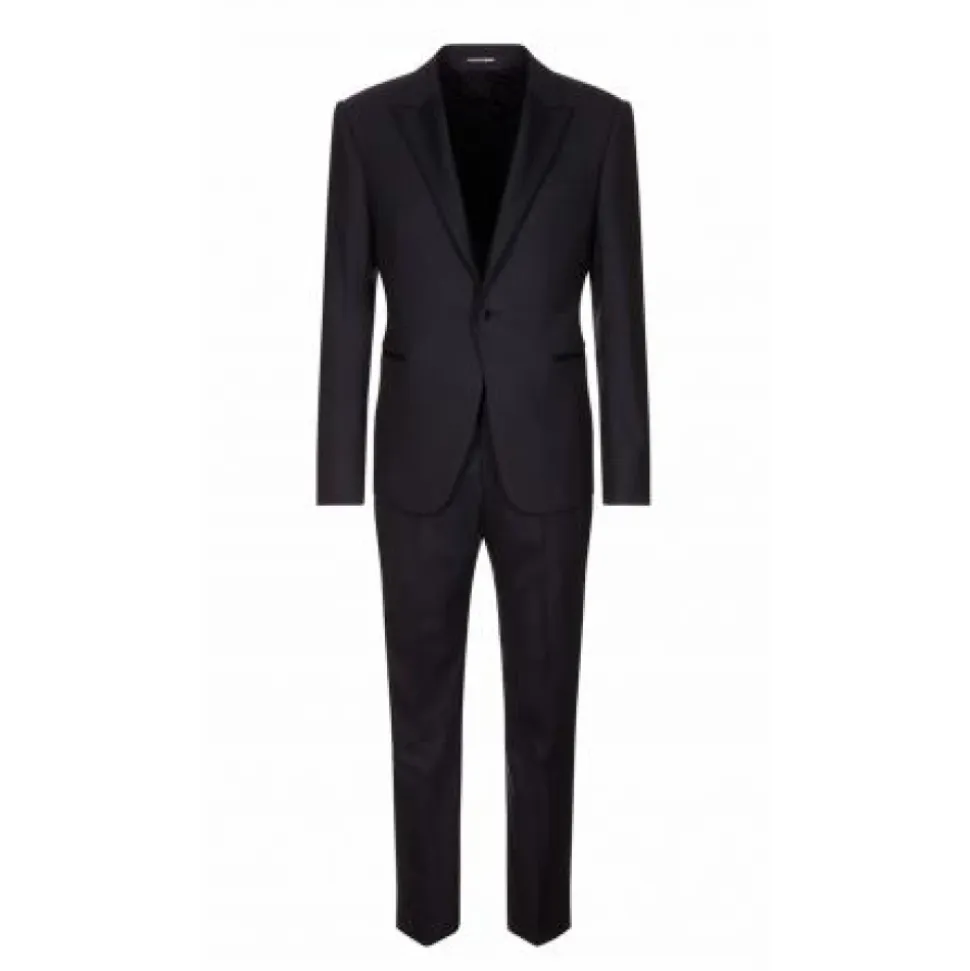 Elegant smoking med rund satengrevers