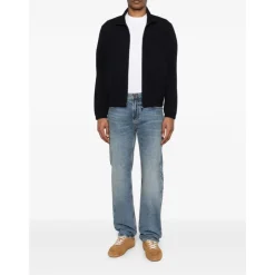 EXCLUSIVE Jeans