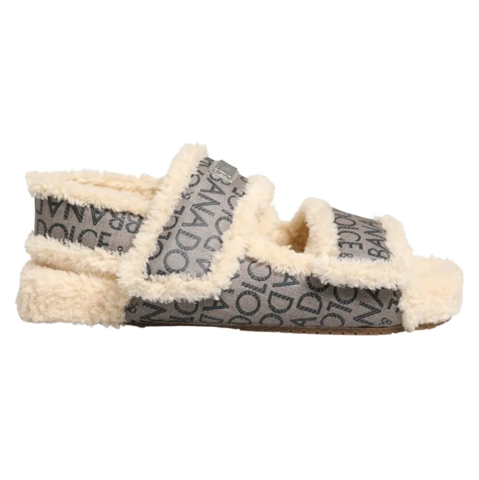 Flats Sandaler
