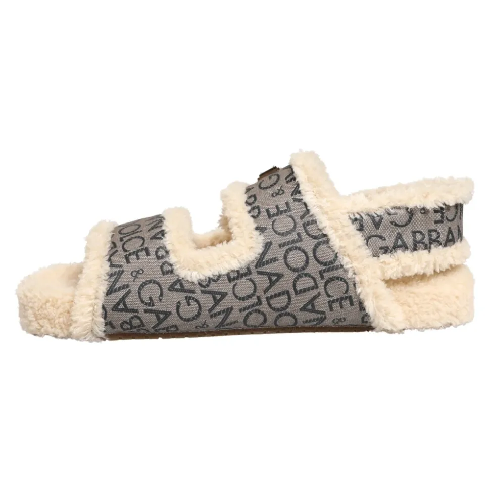 Flats Sandaler