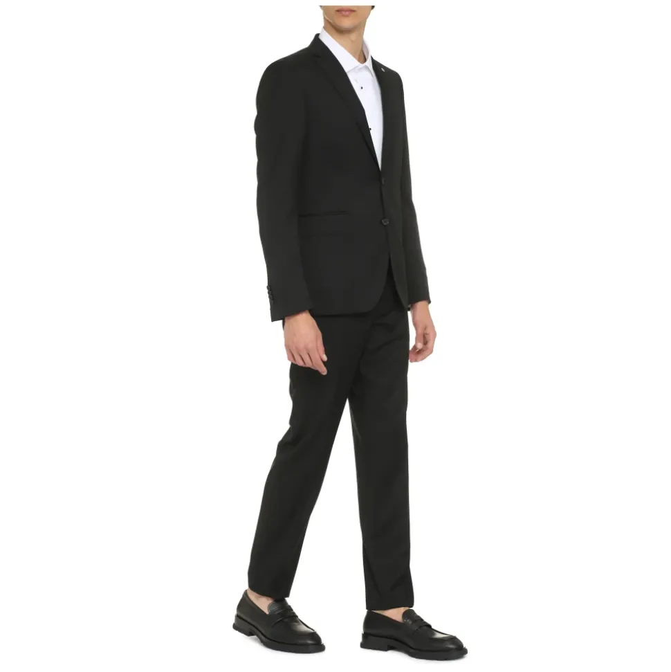 Klassisk todelt dress i jomfruull