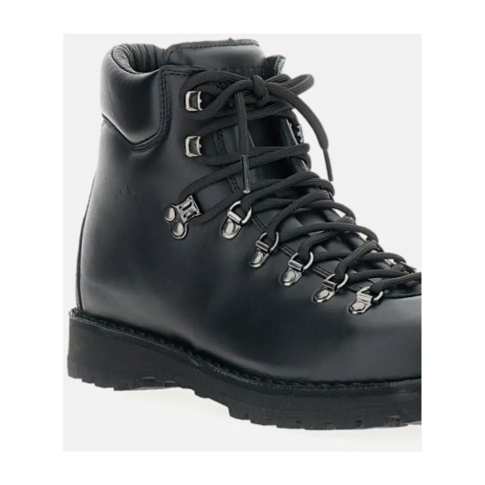 Lace-up Boots