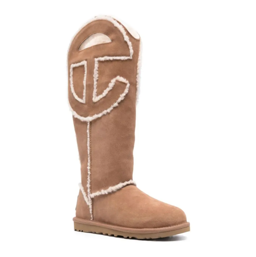 Logo Tall Boot