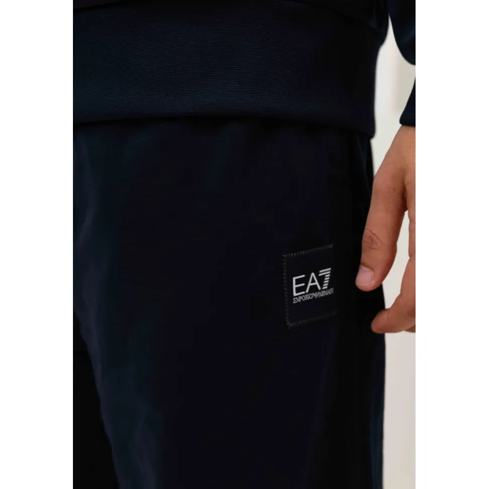 7M000915 Tracksuit