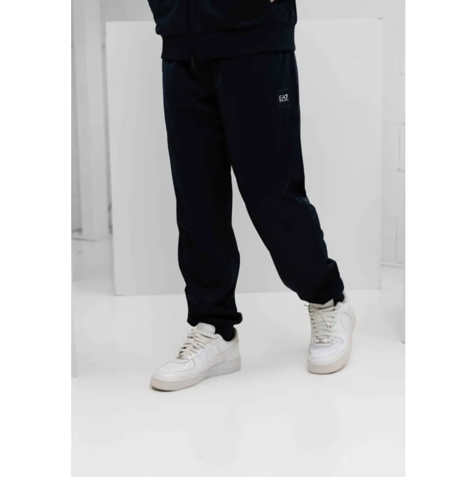 7M000915 Tracksuit