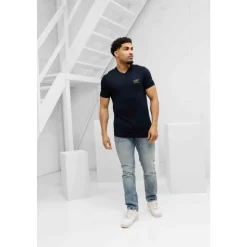 7M001331 T-Shirt