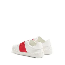 Open Sneakers
