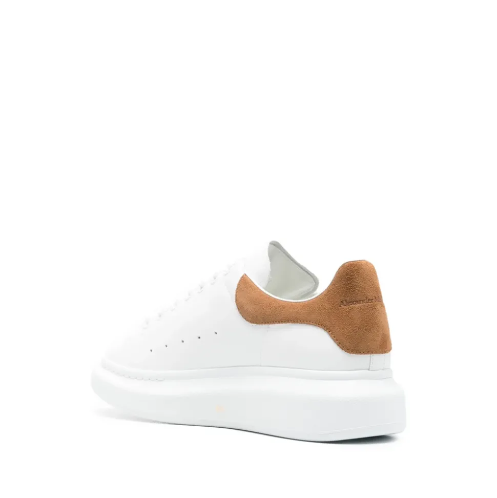 Oversized Sneaker