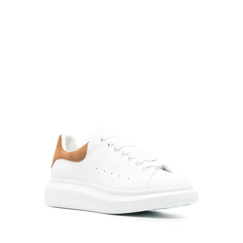 Oversized Sneaker