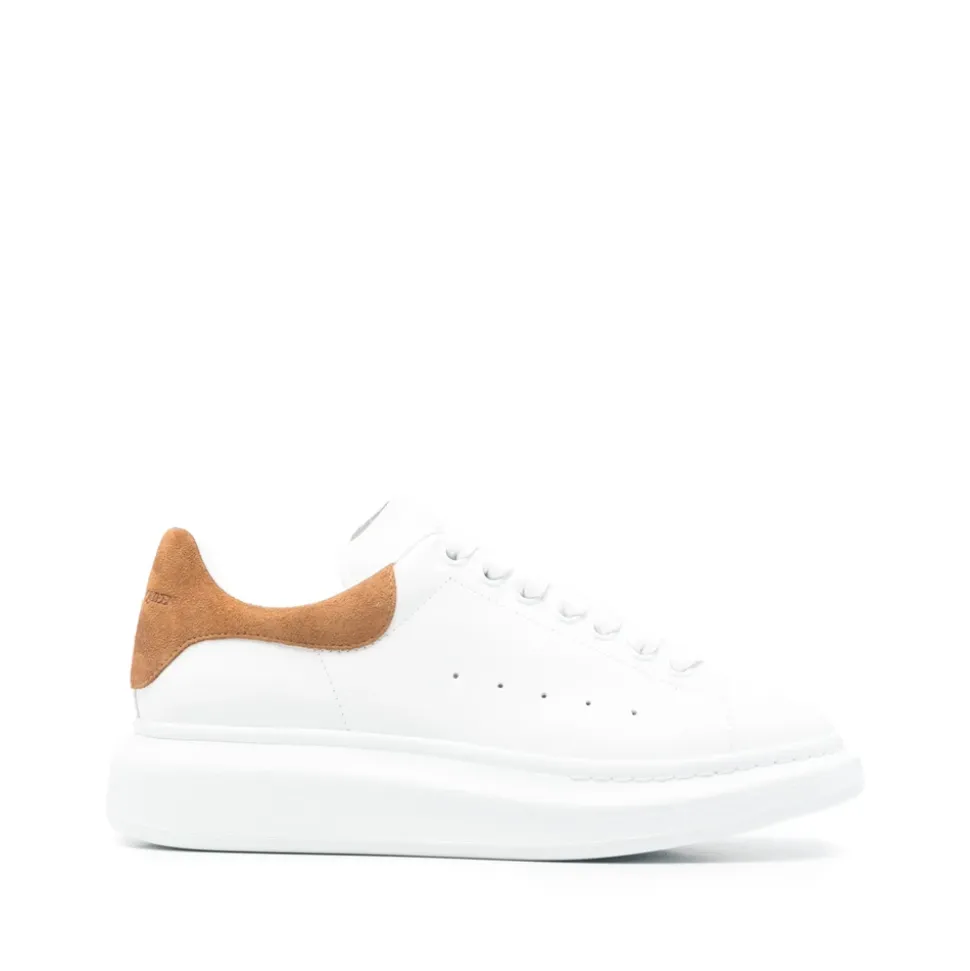 Oversized Sneaker