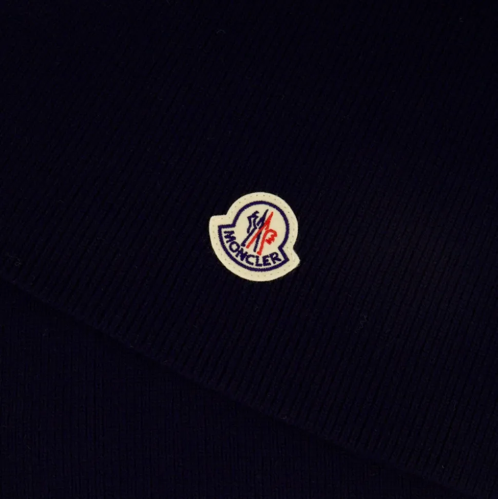 Ribbestrikket logoskjerf