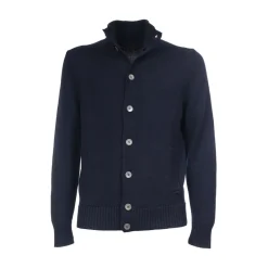 Ribbestrikket ull cardigan knappestolpe
