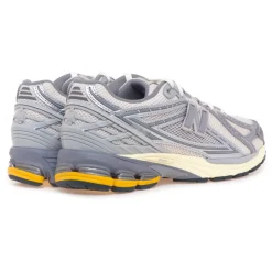 1906R Sneaker