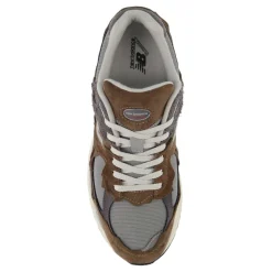 2002R Sneakers