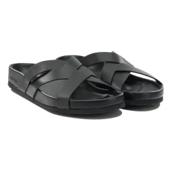Sandaler i skinn