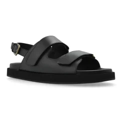 Sandaler i skinn