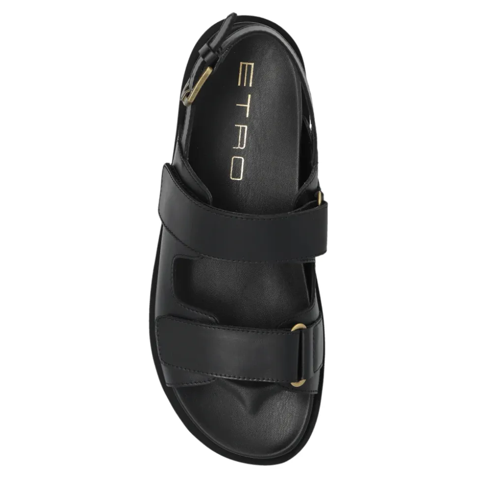 Sandaler i skinn