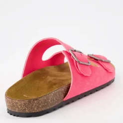 Sandaler i skinn med spennelukning