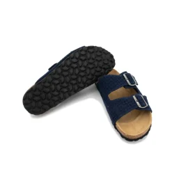 Sandal med korkinnlegg og justerbare remmer