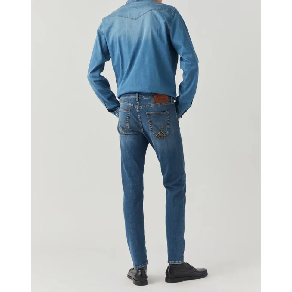 517 Slim Jeans