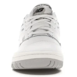 550 Sneakers