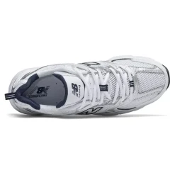 530 Sneakers