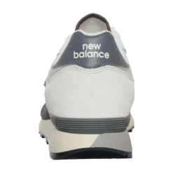 475 Sneakers