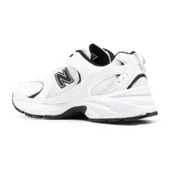 530 Sneakers