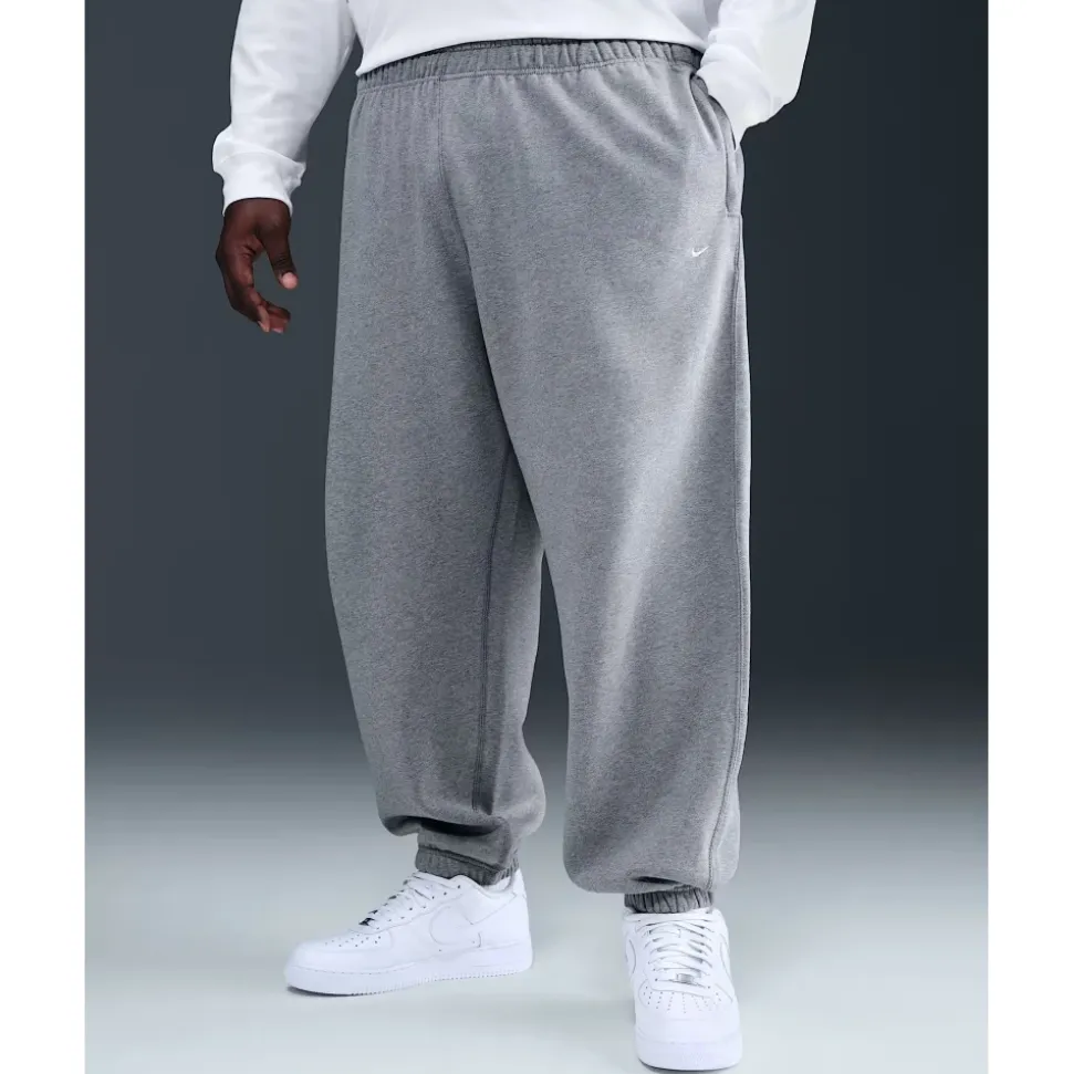 Solo Swoosh Cuffed Fleece Pants