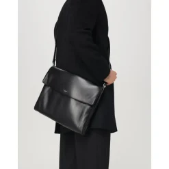 Sort skinnveske-clutch