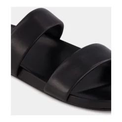 Svarte skinn sandaler