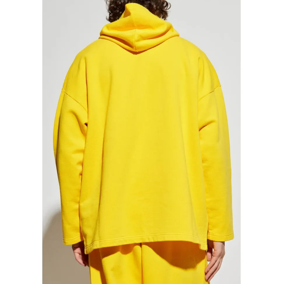 Sweatshirts & Hoodies