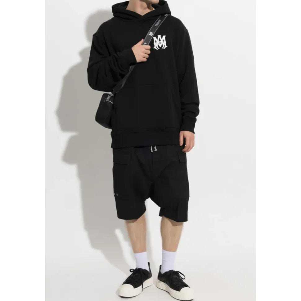 Sweatshirts & Hoodies