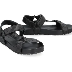 Trip Leather Sandals