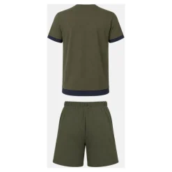 T-skjorte + Shorts